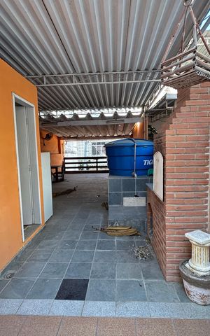 Casa à venda com 76m², 2 quartos e 1 vagaTerraço