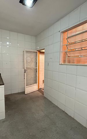 Casa à venda com 76m², 2 quartos e 1 vagaCozinha