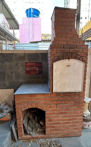 Casa à venda com 76m², 2 quartos e 1 vagaChurrasqueira