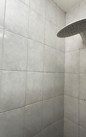 Casa à venda com 76m², 2 quartos e 1 vagaBanheiro Social