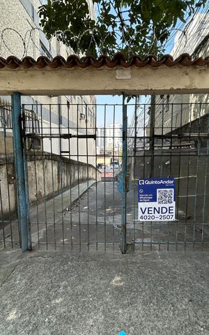 Casa à venda com 76m², 2 quartos e 1 vagaFachada + placa