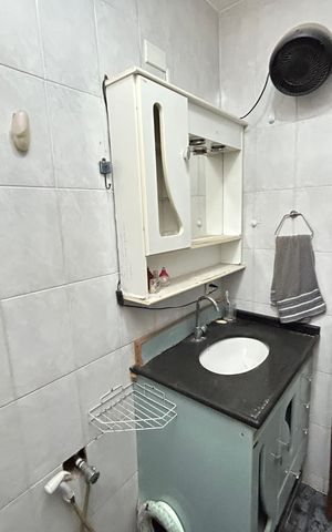 Casa à venda com 76m², 2 quartos e 1 vagaBanheiro Social
