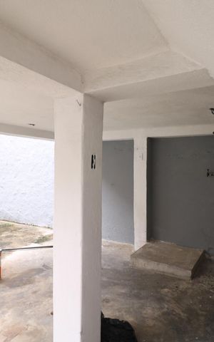 Casa à venda com 141m², 2 quartos e 1 vaga Casa à venda com 141m², 2 quartos e 1 vagaÁrea de Serviço e Quintal