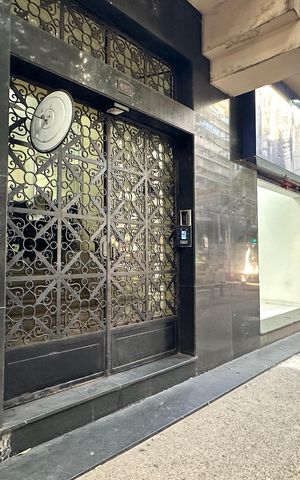 Apartamento para alugar com 144m², 3 quartos e sem vaga Apartamento para alugar com 144m², 3 quartos e sem vagaFachada
