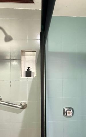 Apartamento para alugar com 144m², 3 quartos e sem vaga Apartamento para alugar com 144m², 3 quartos e sem vagaBanheiro social