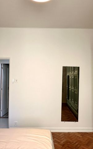 Apartamento para alugar com 144m², 3 quartos e sem vaga Apartamento para alugar com 144m², 3 quartos e sem vagaQuarto