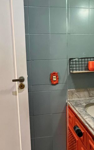Apartamento para alugar com 144m², 3 quartos e sem vaga Apartamento para alugar com 144m², 3 quartos e sem vagaBanheiro social