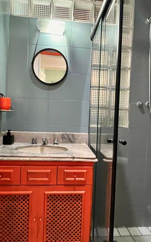 Apartamento para alugar com 144m², 3 quartos e sem vaga Apartamento para alugar com 144m², 3 quartos e sem vagaBanheiro social