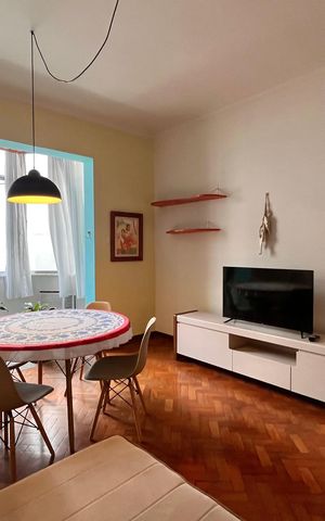 Apartamento para alugar com 144m², 3 quartos e sem vaga Apartamento para alugar com 144m², 3 quartos e sem vagaSala
