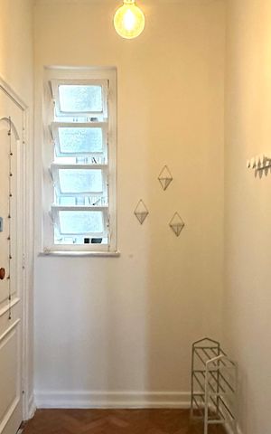 Apartamento para alugar com 144m², 3 quartos e sem vaga Apartamento para alugar com 144m², 3 quartos e sem vagaCorredor