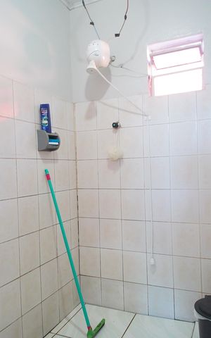 Casa para alugar com 90m², 3 quartos e 1 vagaBanheiro