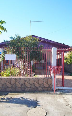 Casa para alugar com 90m², 3 quartos e 1 vagaFachada