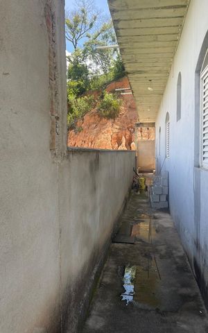 Casa à venda com 276m², 2 quartos e 2 vagas Casa à venda com 276m², 2 quartos e 2 vagasCozinha e Área de Serviço