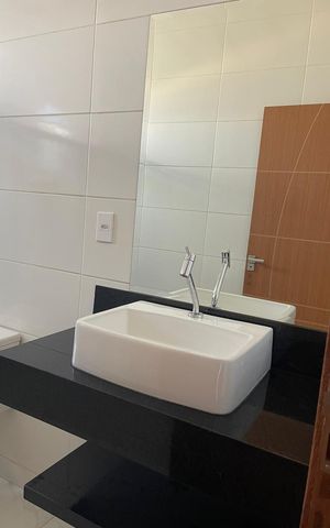 Casa à venda com 276m², 2 quartos e 2 vagas Casa à venda com 276m², 2 quartos e 2 vagasBanheiro Social