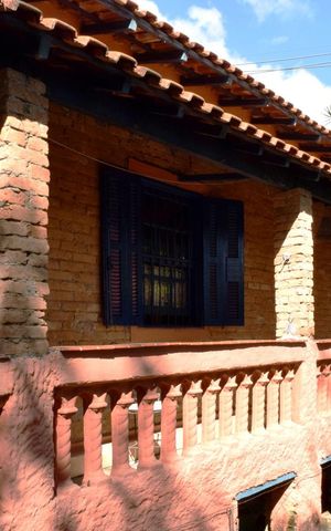 Casa à venda com 125m², 2 quartos e 1 vagaFachada Lateral