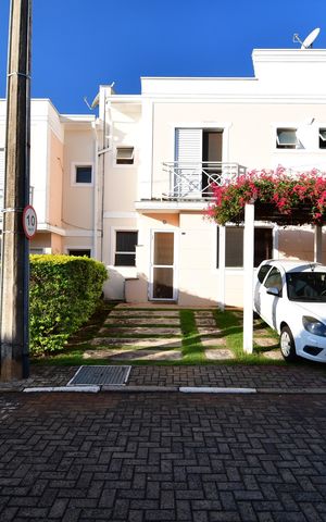 Casa de condomínio à venda com 100m², 3 quartos e 2 vagasFachada