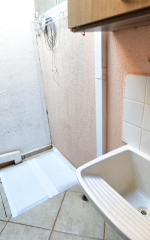 Casa de condomínio à venda com 100m², 3 quartos e 2 vagasÁrea de Serviço