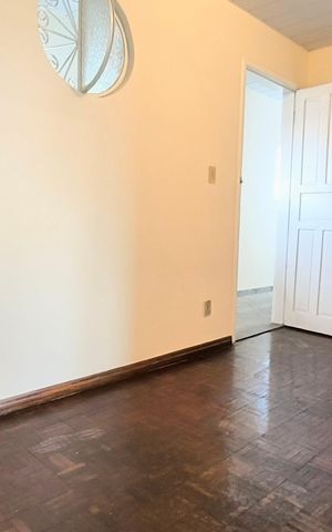 Apartamento para alugar com 90m², 1 quarto e sem vagaQuarto