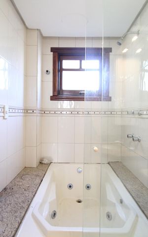 Apartamento à venda com 97m², 3 quartos e 2 vagasBanheiro da Suíte 1