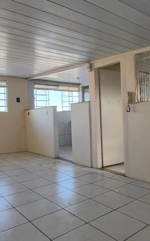 Apartamento para alugar com 90m², 1 quarto e sem vaga Apartamento para alugar com 90m², 1 quarto e sem vagaSala
