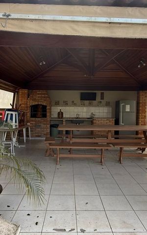 Casa de condomínio à venda com 314m², 3 quartos e 4 vagas