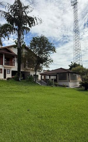 Casa de condomínio à venda com 314m², 3 quartos e 4 vagas