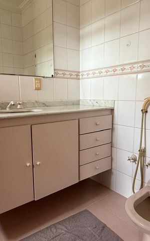 Casa de condomínio à venda com 314m², 3 quartos e 4 vagas