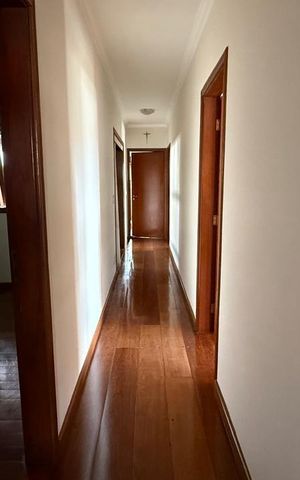 Casa de condomínio à venda com 314m², 3 quartos e 4 vagas