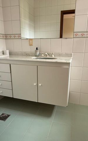Casa de condomínio à venda com 314m², 3 quartos e 4 vagas