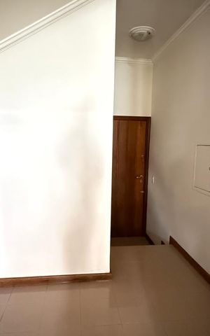 Casa de condomínio à venda com 314m², 3 quartos e 4 vagas