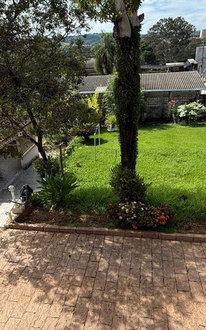 Casa de condomínio à venda com 314m², 3 quartos e 4 vagas