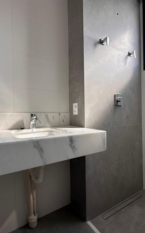 Apartamento à venda com 225m², 4 quartos e 4 vagas