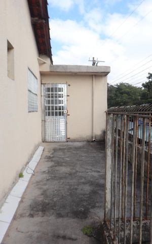 Casa para alugar com 180m², 3 quartos e 1 vagaSolário