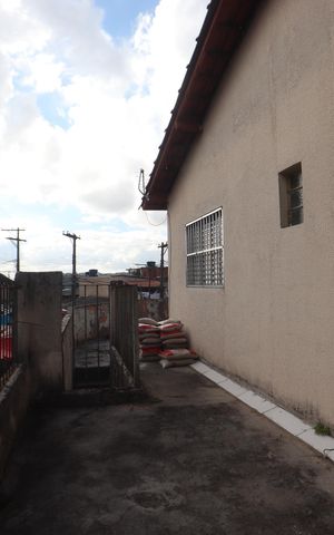 Casa para alugar com 180m², 3 quartos e 1 vagaSolário