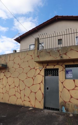Casa para alugar com 180m², 3 quartos e 1 vagaFachada