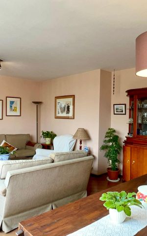 Apartamento à venda com 118m², 3 quartos e 1 vaga Apartamento à venda com 118m², 3 quartos e 1 vagaSala de Jantar