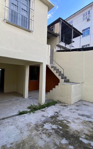 Casa à venda com 120m², 2 quartos e sem vaga
