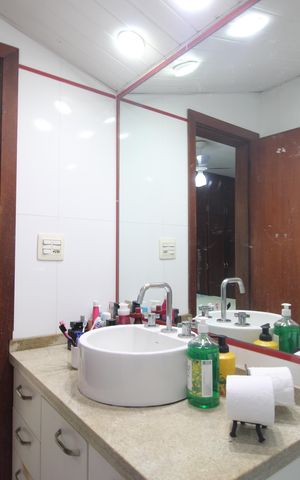 Casa de condomínio para alugar com 170m², 3 quartos e 1 vagaBanheiro da suíte