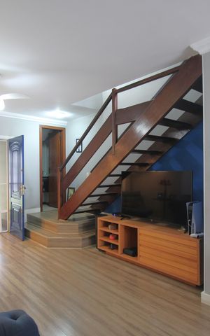 Casa de condomínio para alugar com 170m², 3 quartos e 1 vagaSala