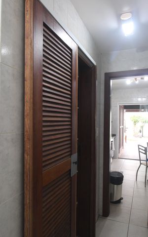 Casa de condomínio para alugar com 170m², 3 quartos e 1 vagaÁrea de serviço - Despensa