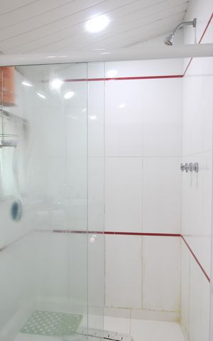 Casa de condomínio para alugar com 170m², 3 quartos e 1 vagaBanheiro da suíte