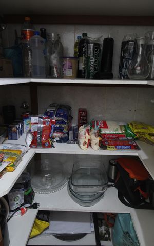 Casa de condomínio para alugar com 170m², 3 quartos e 1 vagaÁrea de serviço - Despensa