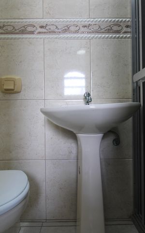 Casa de condomínio para alugar com 243m², 3 quartos e 2 vagasÁrea de serviço - Banheiro 1