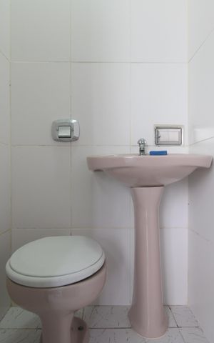Casa de condomínio para alugar com 243m², 3 quartos e 2 vagasÁrea de serviço - Banheiro 2