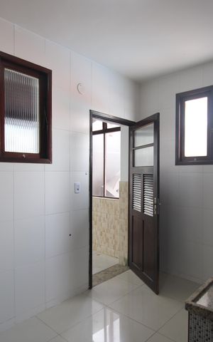 Casa de condomínio para alugar com 243m², 3 quartos e 2 vagasCozinha