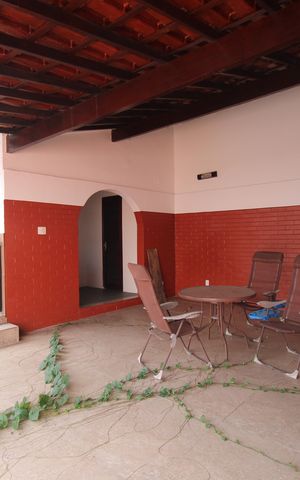 Casa de condomínio para alugar com 243m², 3 quartos e 2 vagasQuintal