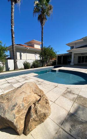 Casa de condomínio à venda com 436m², 4 quartos e 4 vagas