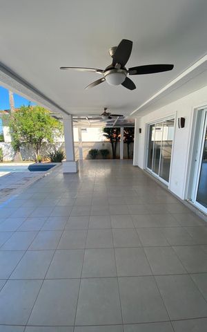 Casa de condomínio à venda com 436m², 4 quartos e 4 vagas