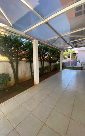 Casa de condomínio à venda com 436m², 4 quartos e 4 vagas