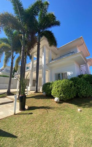 Casa de condomínio à venda com 436m², 4 quartos e 4 vagas
